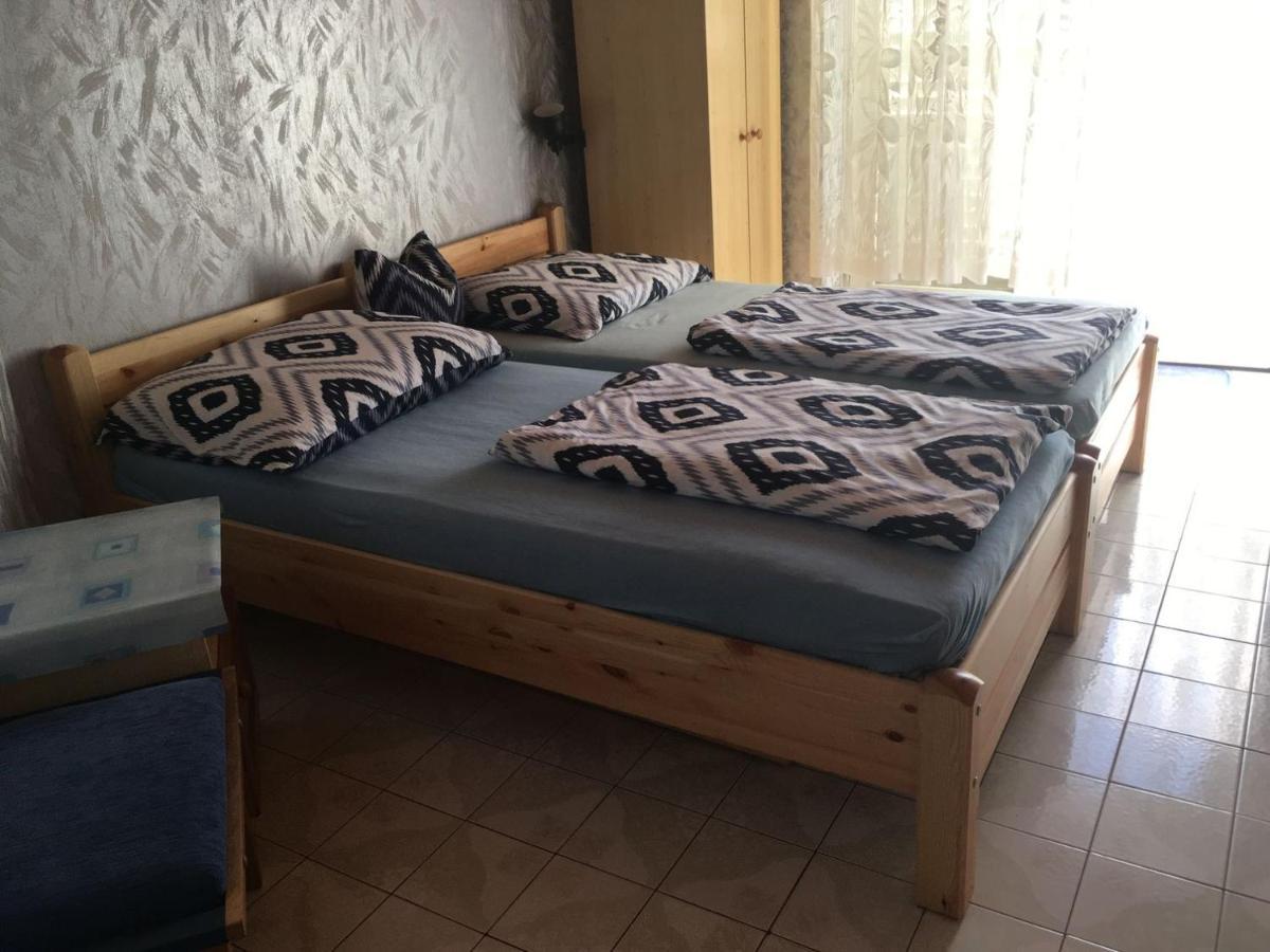 Gizella Haz Apartment Keszthely Bagian luar foto